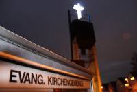 Igersheimer Lichtkreuz mit Schaukasten Foto: Johannes Herdtweck